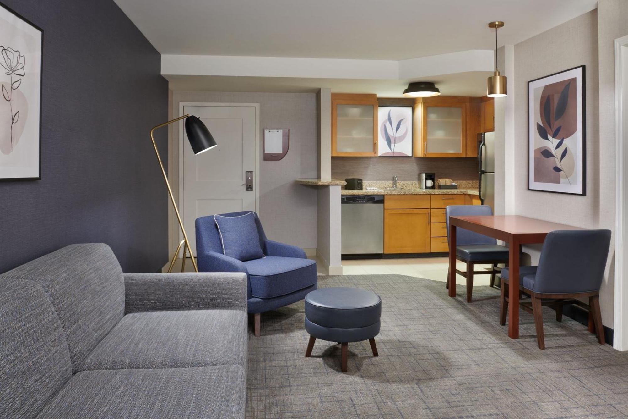 Residence Inn By Marriott Calgary Airport Zewnętrze zdjęcie