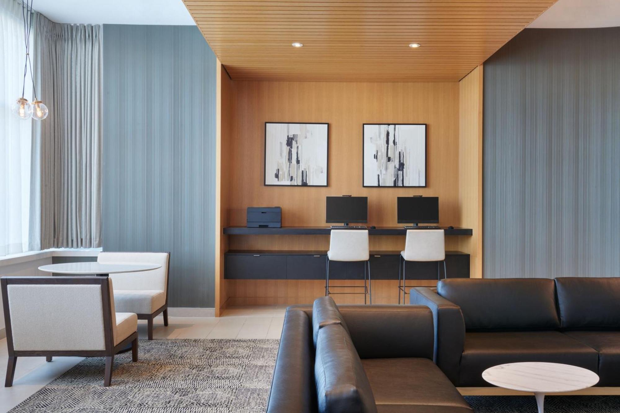 Residence Inn By Marriott Calgary Airport Zewnętrze zdjęcie