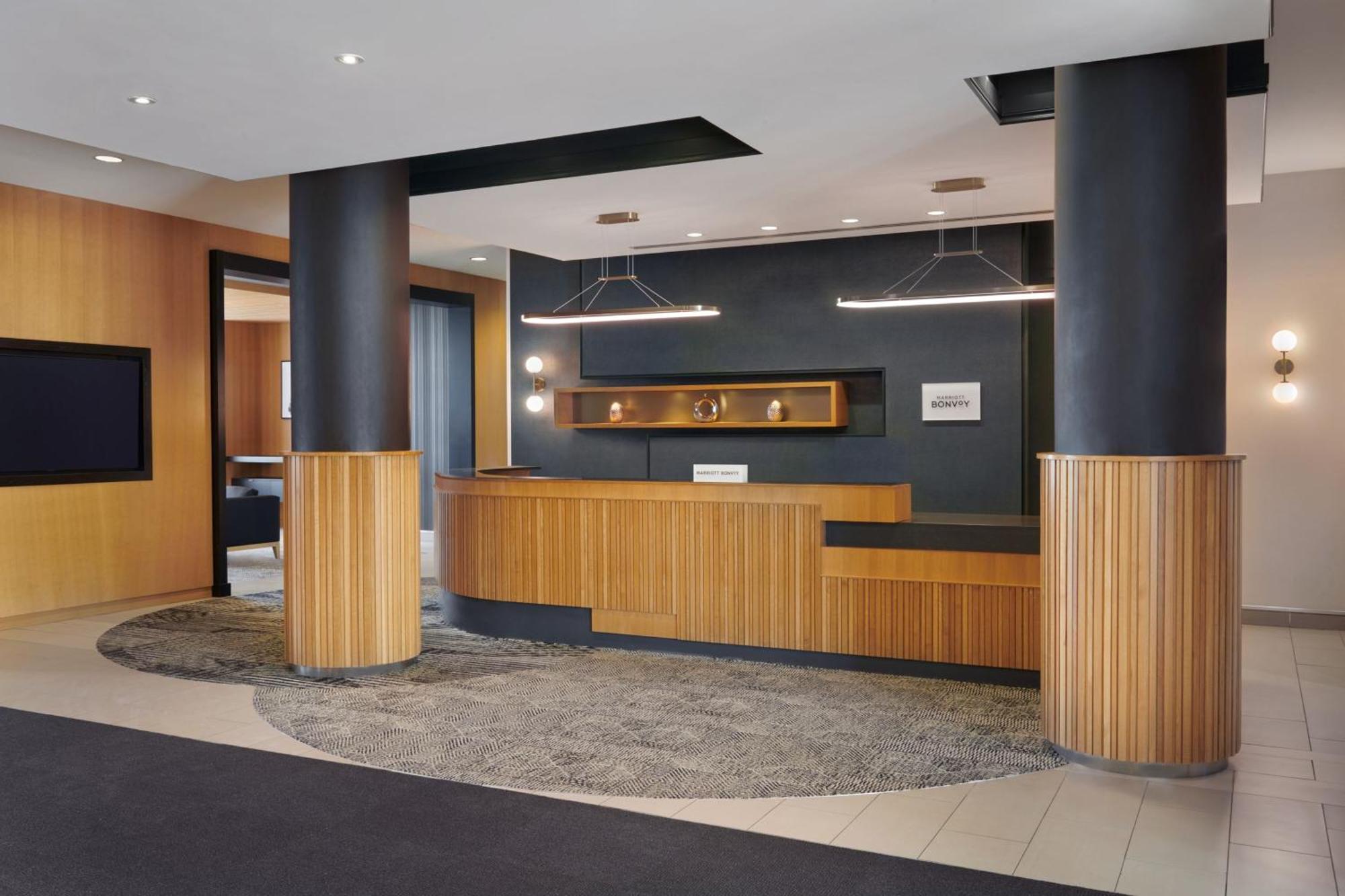 Residence Inn By Marriott Calgary Airport Zewnętrze zdjęcie