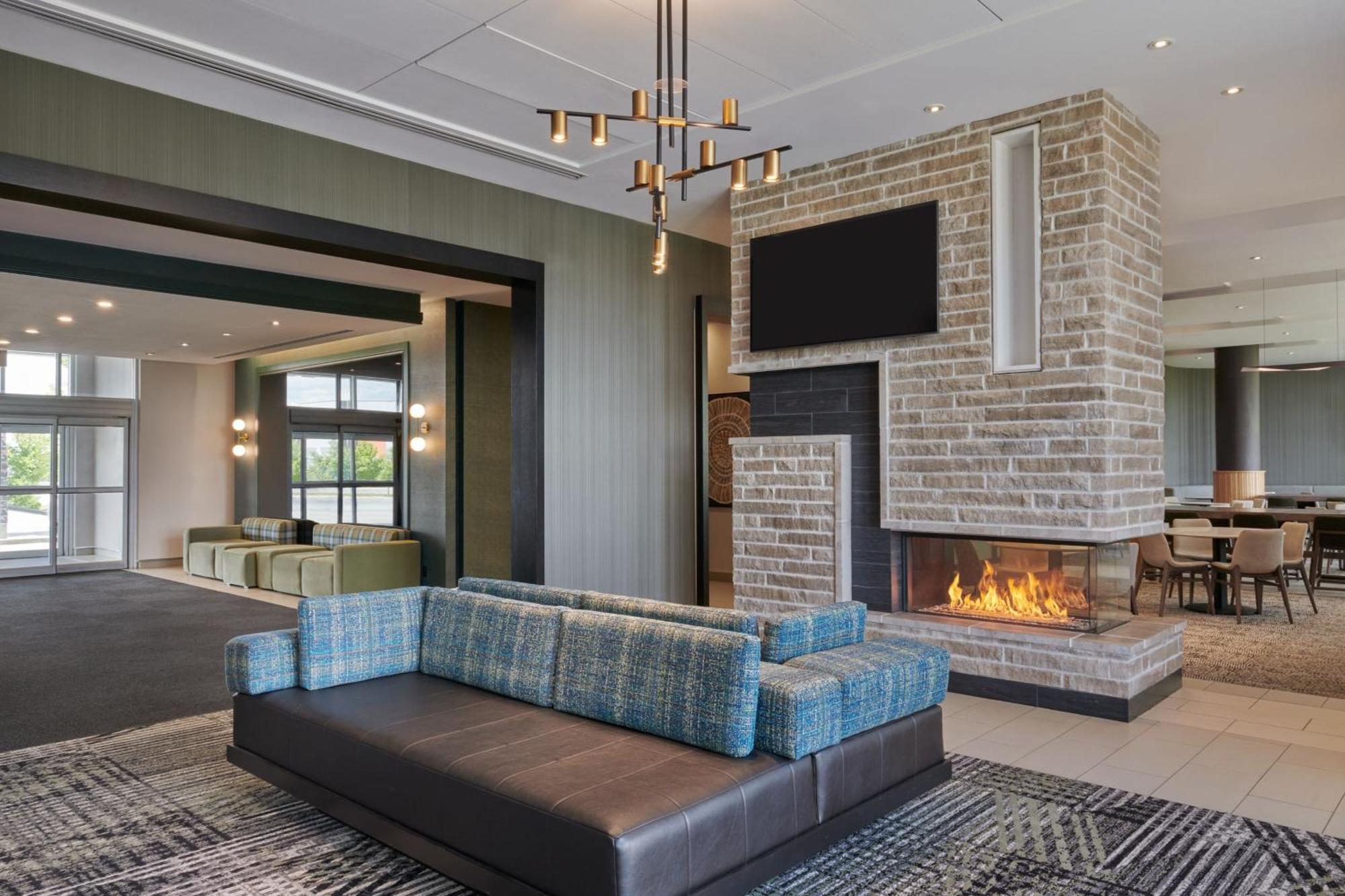 Residence Inn By Marriott Calgary Airport Zewnętrze zdjęcie